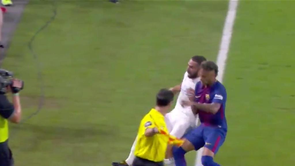 Empujón de Neymar a Carvajal