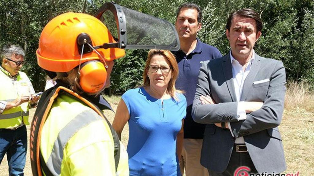 Zamora visita quinones incendios cuadrillas 3