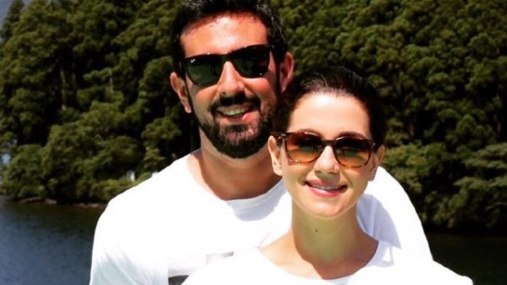 Inés Arrimadas y su marido, durante unas vacaciones.