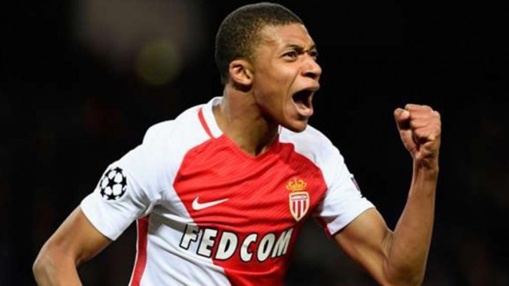 Mbappé, todavía con la camiseta del Mónaco. EFE