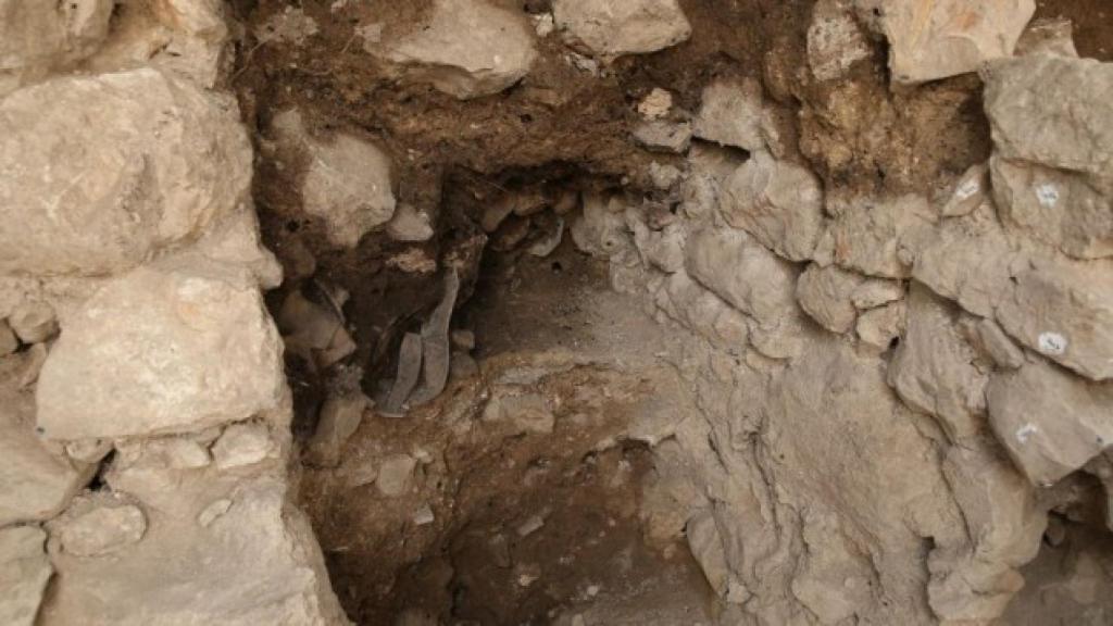 Estructura donde se encontraron las jarras.