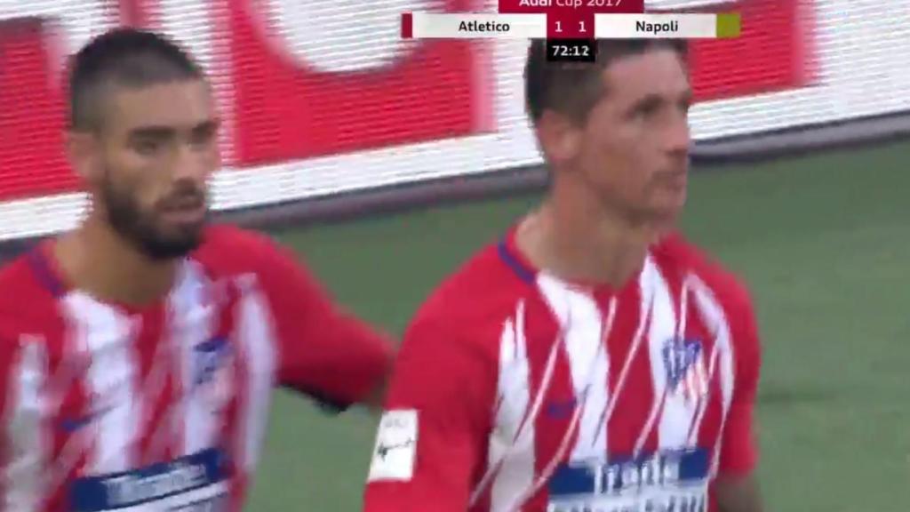 Fernando Torres celebra su gol en la Audi Cup.