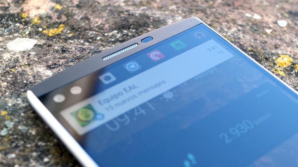 Nuevos detalles del LG V30 confirman su única pantalla y cámara muy luminosa