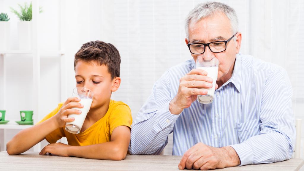 Consumir leche es importante a cualquier edad.