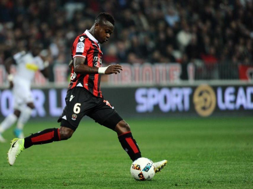 Jean Michaël Seri, en un partido con el Niza.