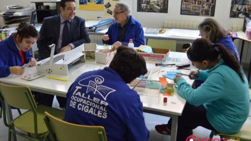 taller-ocupacional-discapacidad-cigales-1