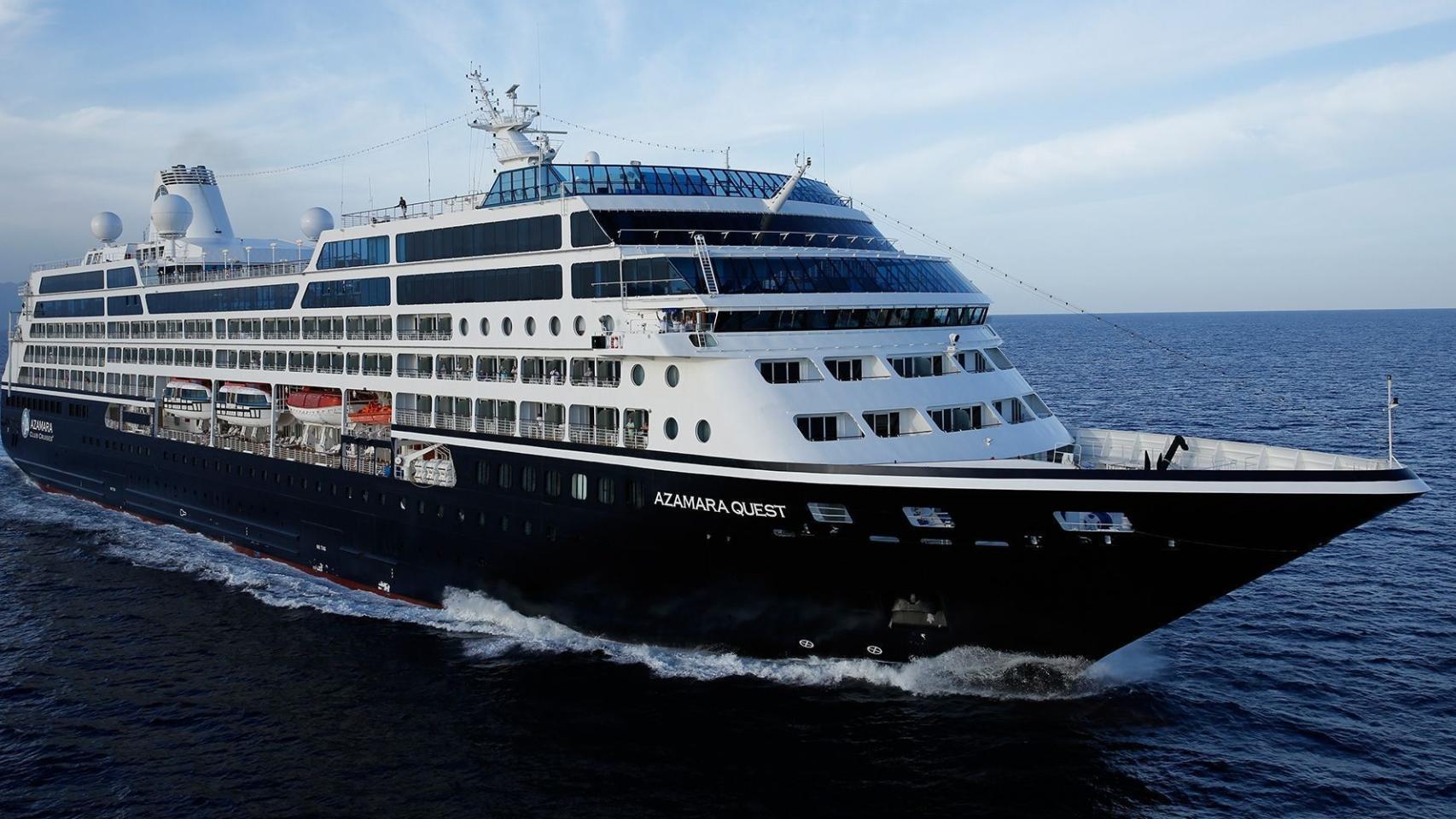 El Azamara Quest tiene 11 plantas y más de 600 swingers como pasajeros