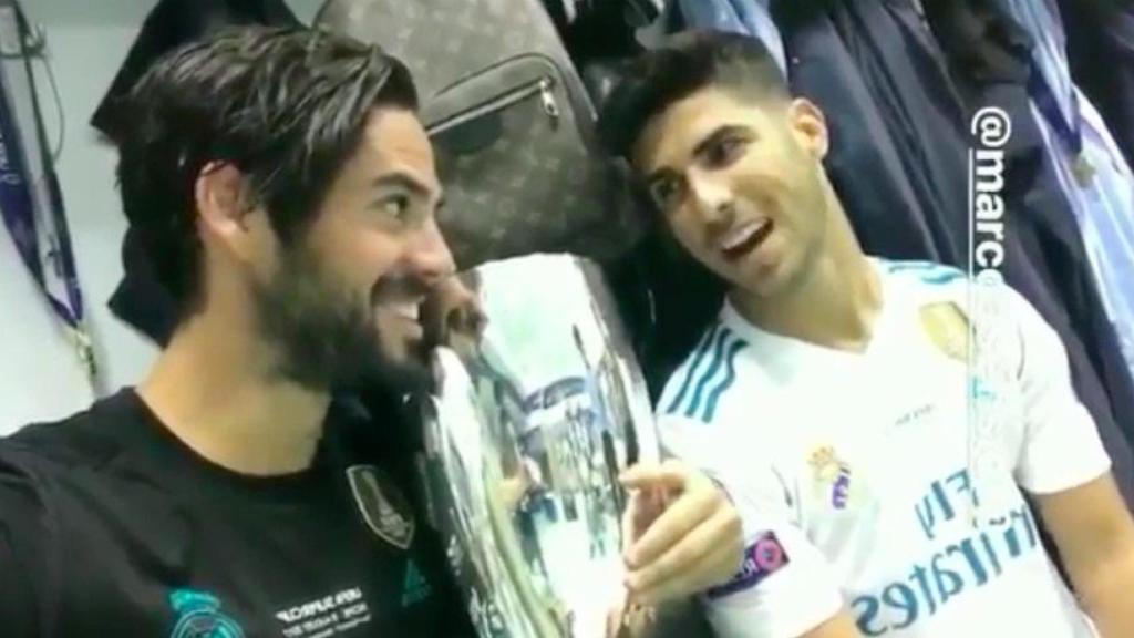 Isco y Asensio celebran la Supercopa de Europa
