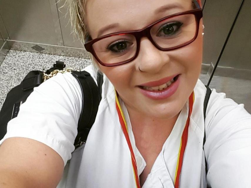 Beatriz lleva más de una década trabajando como auxiliar de enfermería en el hospital de Alcalá de Henares