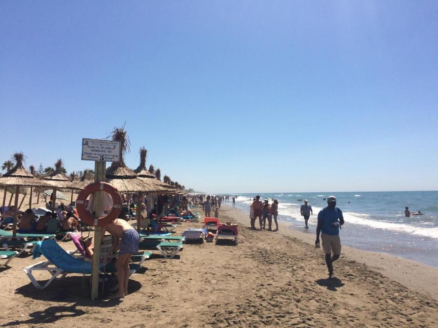 La residencia veraniega de la familia Granados conduce directamente a la playa de La Adelfa.