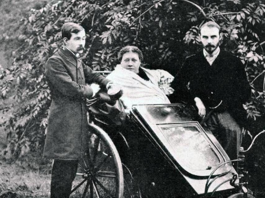 Fotografiada en Londres en 1890 poco antes de su muerte,