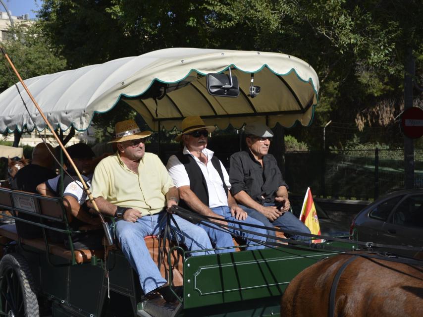 Veteranos de la Ruta del Mar durante el trayecto a Los Alcácares.