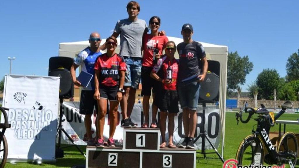 podio triatlon desafio canal medina rioseco 1
