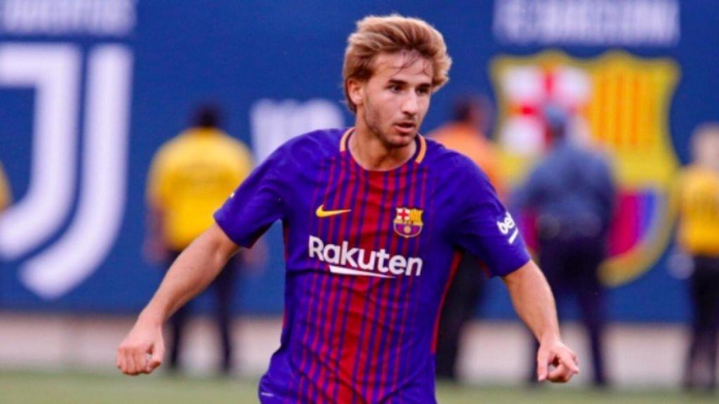 Sergi Samper con el Barcelona en pretemporada. Foto Instagram (@sergisamper)