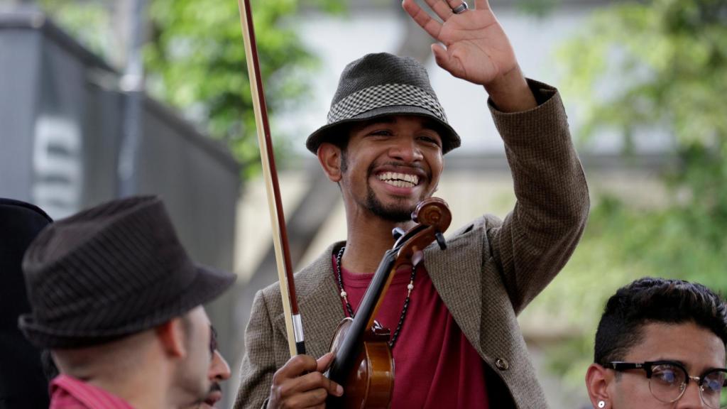 Wuilly Arteaga, conocido como 'el violinista de Caracas'.