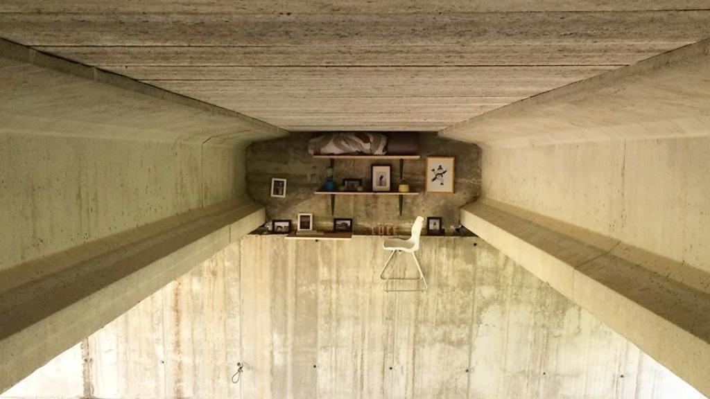 Un refugio bajo un puente puede ser muy distinto a lo que te imaginas