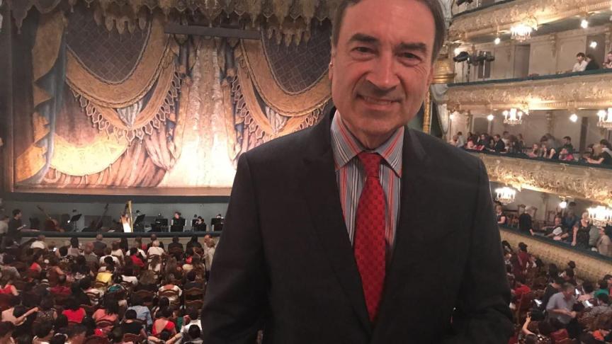 En el Palco Imperial del Teatro Mariinsky en el intermedio del Lago de los Cisnes.