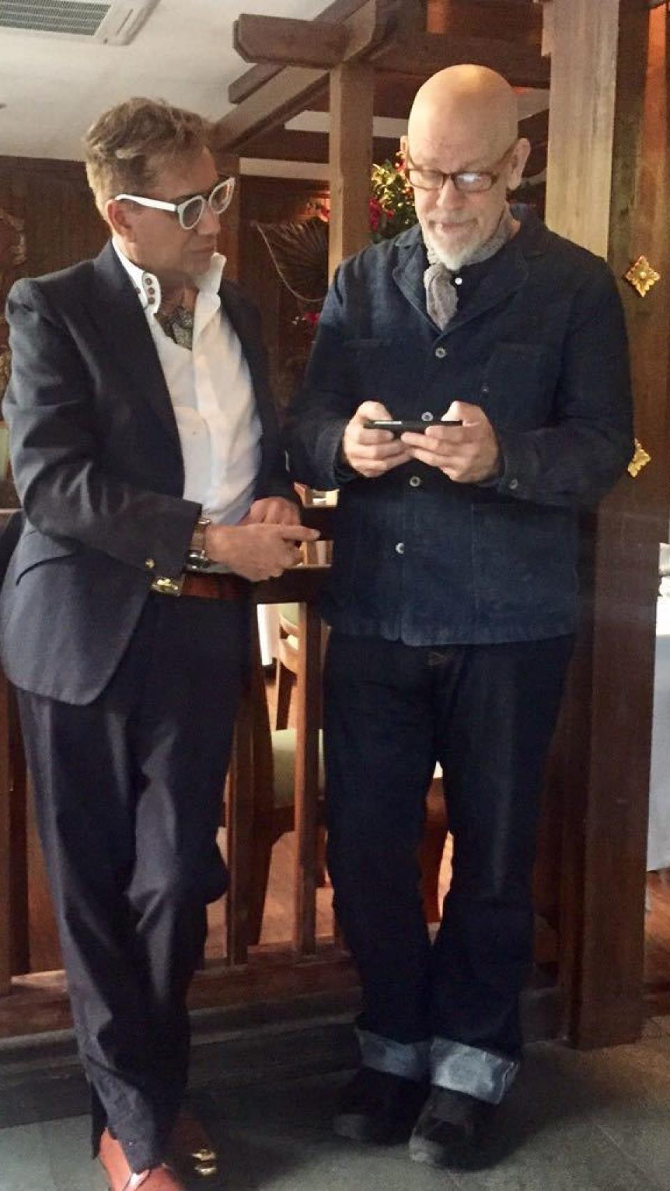 John Malkovich y Emilio Carcur en Madrid