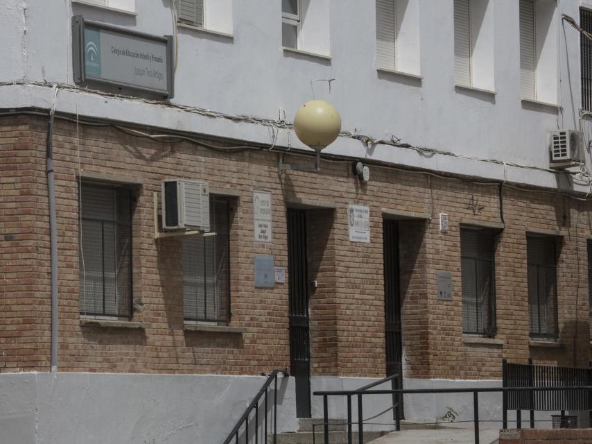 Colegio Condesa de las Quemadas, en Alcolea (Córdoba) donde acudía cada día Muhammad Yasin Ahram Pérez, el yihadista cordobés.