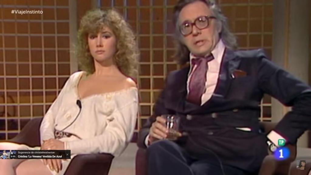 Victoria Vera junto a Umbral en 'Esta noche' de Televisión Española