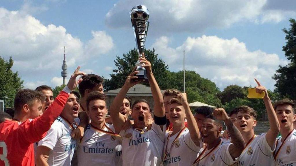 Juvenil A, campeón del Trofeo Internacional de Dortmund