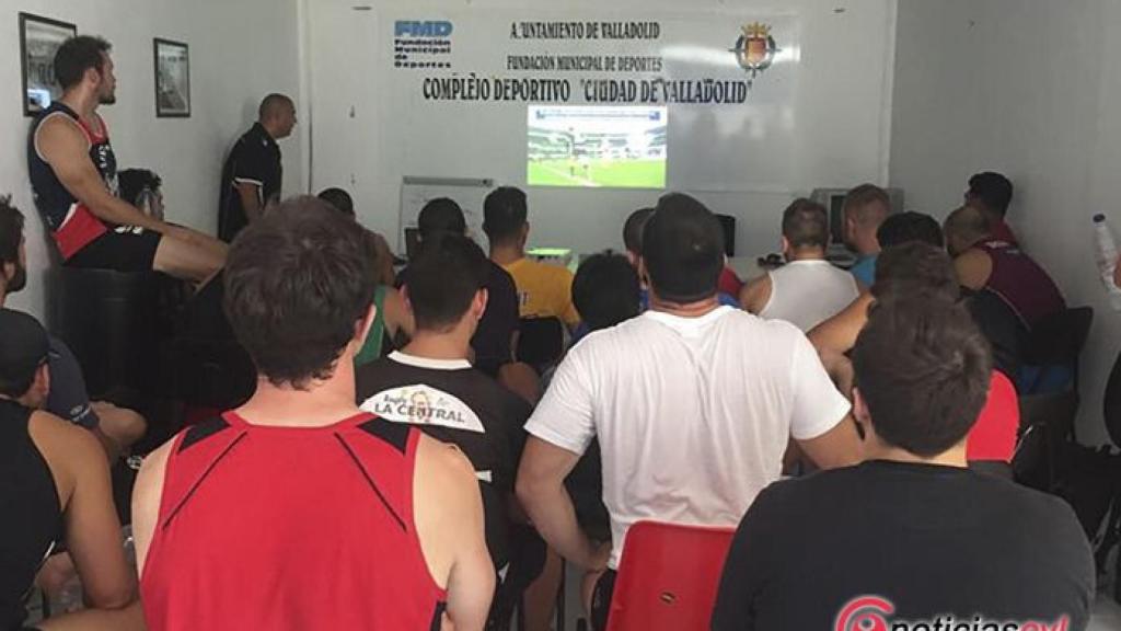 Valladolid-el-salvador-charla-arbitros