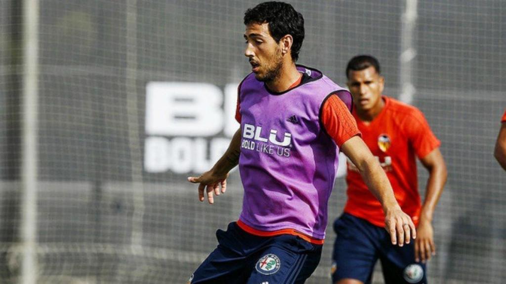 Parejo en un entrenamiento con el Valencia. Foto: valenciacf.com