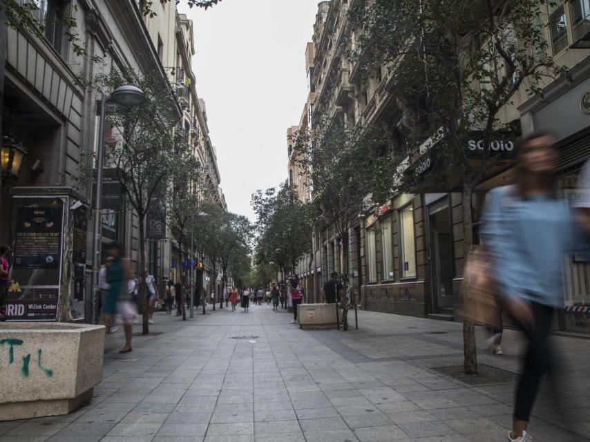 Comienzo de la calle Fuencarral, en el cruce con Gran Vía.