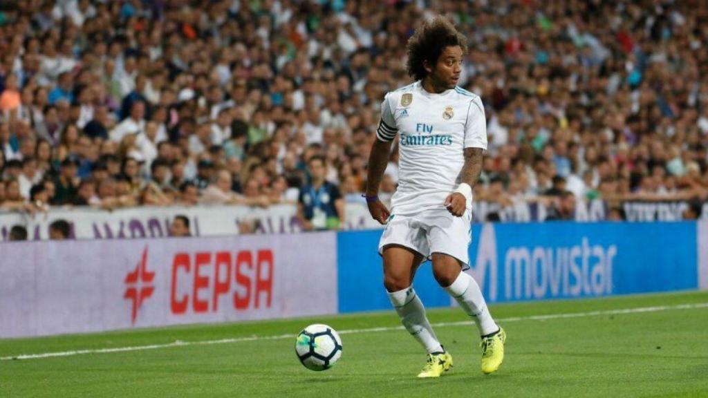 Marcelo, con el balón en el Bernabéu. Foto: Pedro Rodríguez / El Bernabéu
