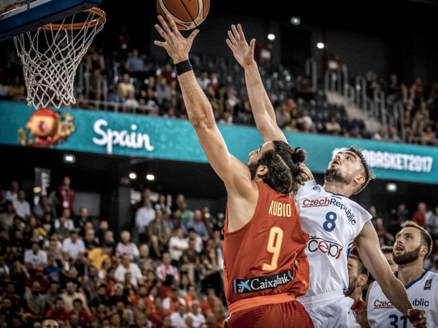 Ricky Rubio y Tomas Satoransky frente a frente.