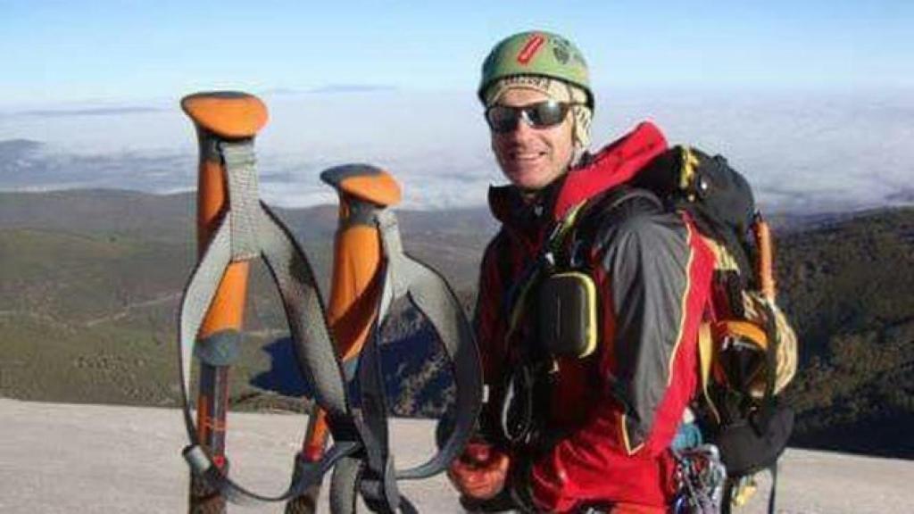 Antonio Jesús Velez.