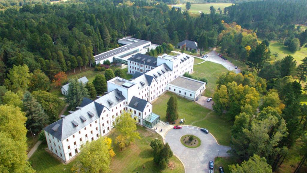 Guitiriz es muy conocido por su famoso balneario, ahora venido a menos.