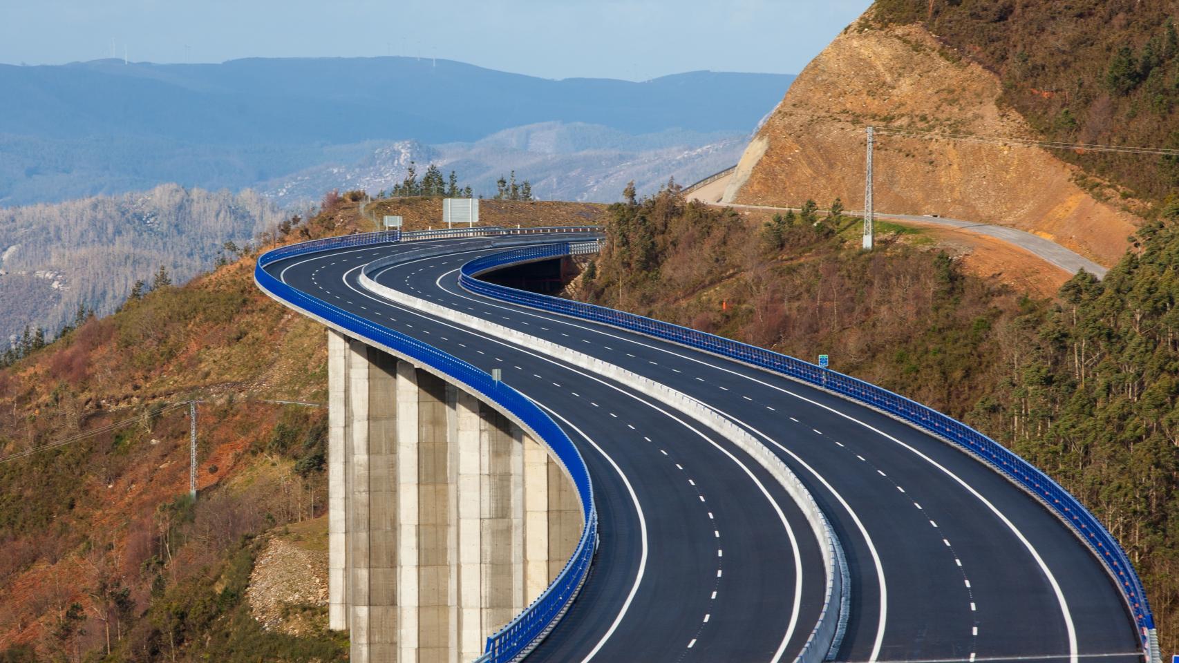 Imagen del Viaducto de Lindín.