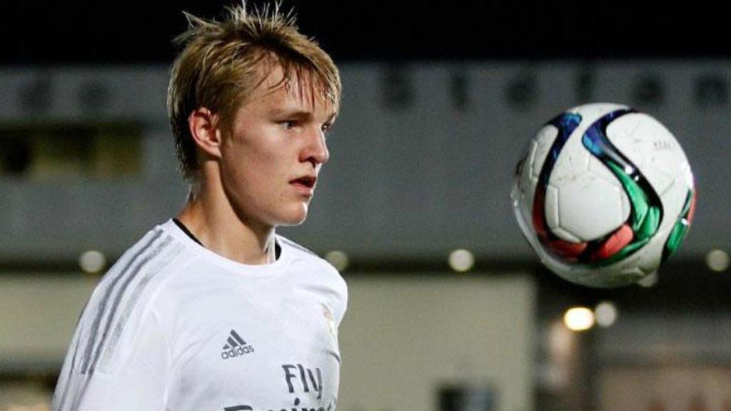 Odegaard, con el balón
