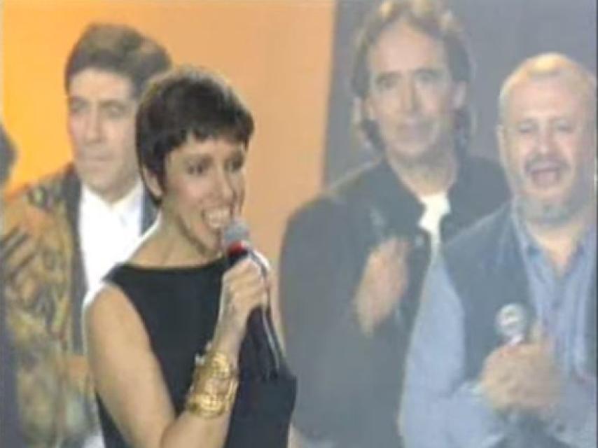 Un momento el concierto de 1994, con todos los amigos.