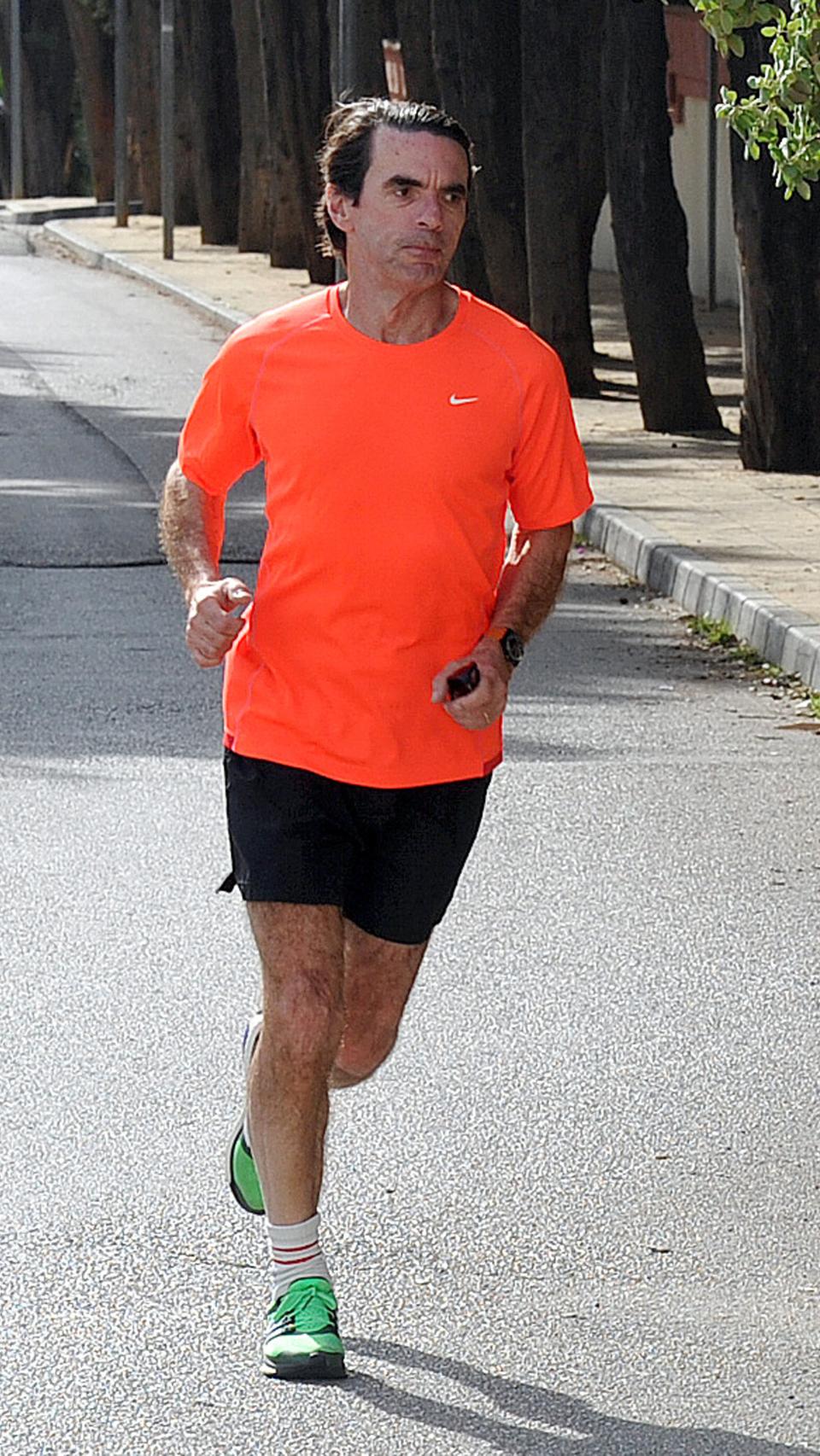 José María Aznar haciendo deporte en Madrid.
