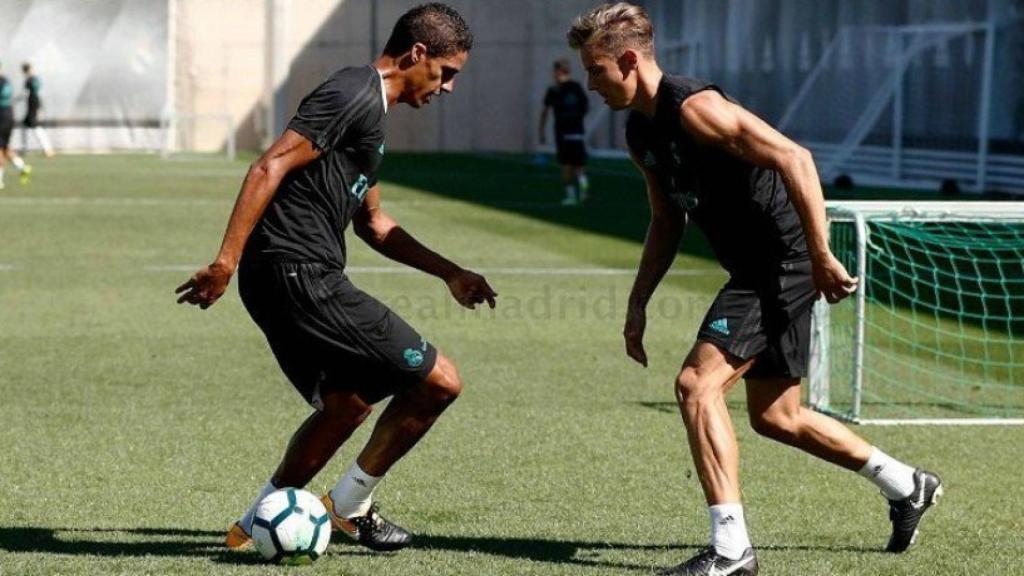 Varane y Marcos Llorente se entrenan