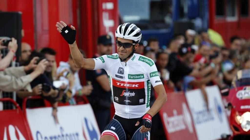 Contador aplaude al público de Madrid.