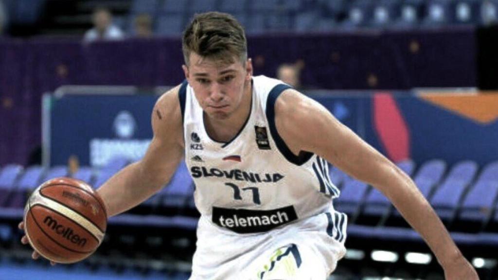 Doncic, con el balón. Foto. Twitter (@luka7doncic)