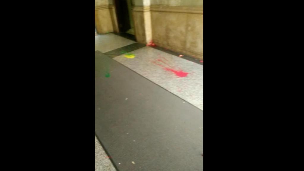 Estado en el que ha quedado la Jefatura Superior de Policía Nacional de Cataluña.