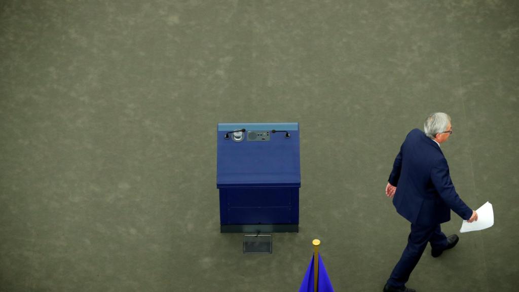 El presidente de la Comisión no ha querido hablar de Cataluña ni ha dado rueda de prensa