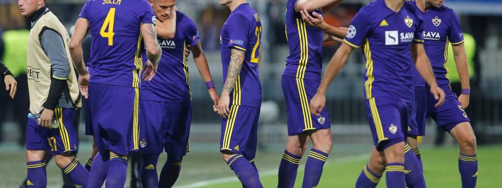 Jugadores del Maribor en un partido de esta temporada.