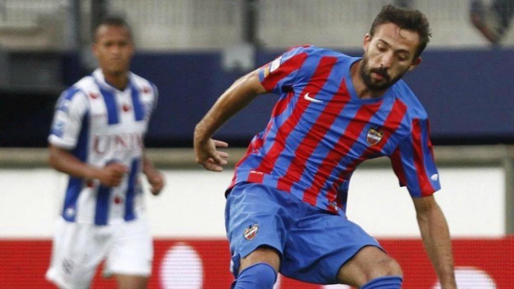 Morales en un partido con el Levante. Foto: Twitter (@jose1987morales)