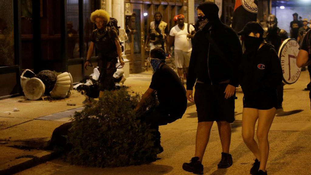Imagen de las protestas del domingo por la noche en San Luis.