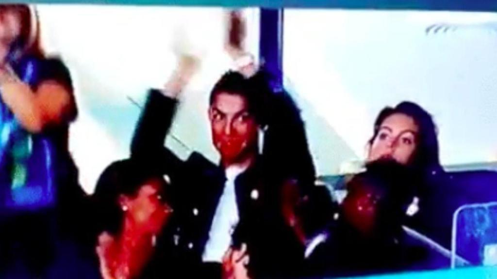 Cristiano celebra el golazo de Mathieu