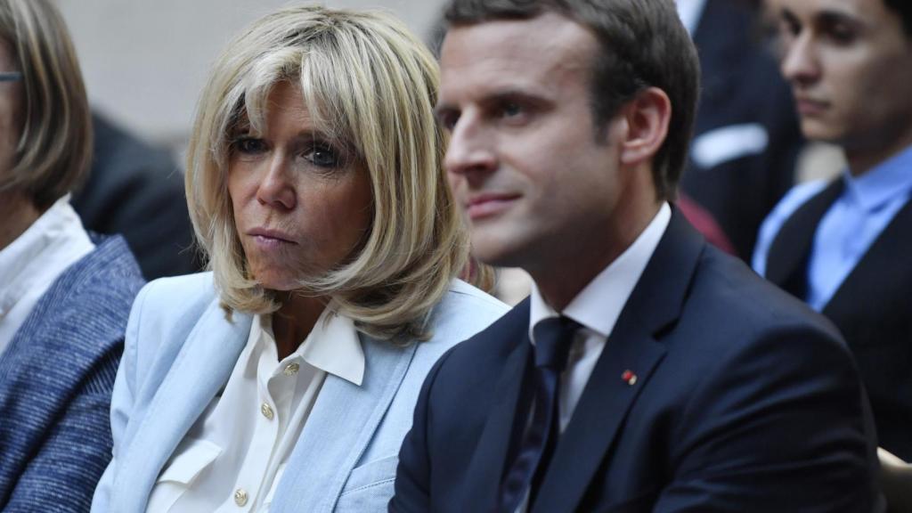 En Francia dicen que el matrimonio Macron está preocupado.