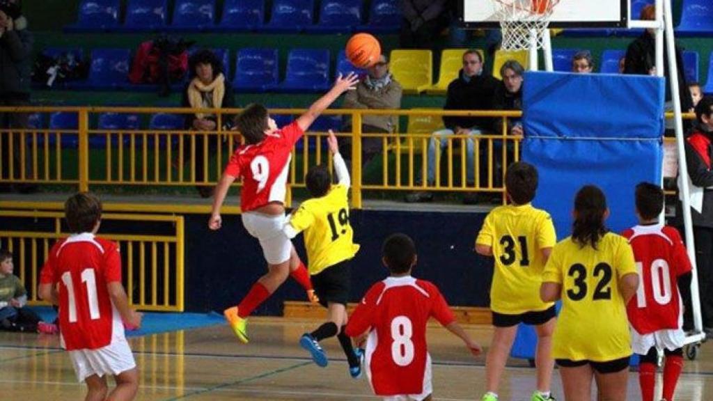 Imagen de archivo de unos juegos escolares