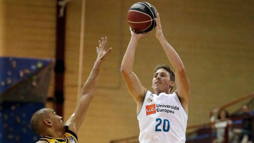 Carroll en el partido frente al Alba de Berlín de pretemporada.