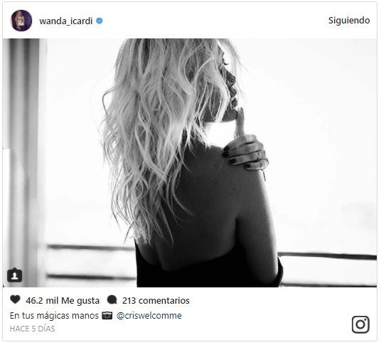 Wanda Nara, la mujer de Icardi, posa como dios la trajo al mundo