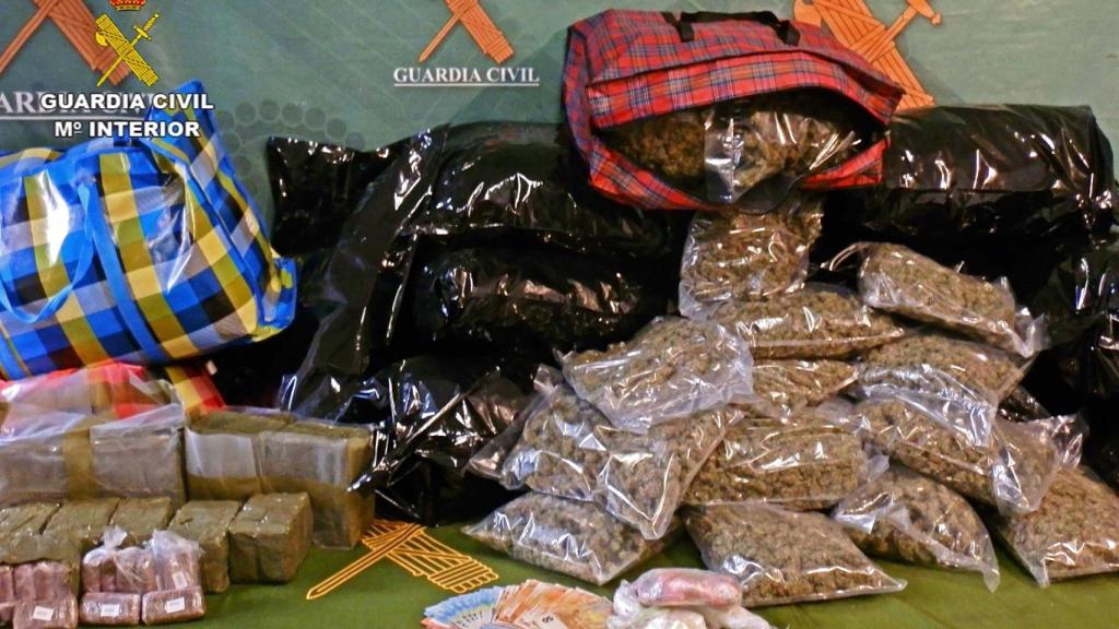 6 kilos de hachís, 117 de marihuana y 737 gramos de cocaína.